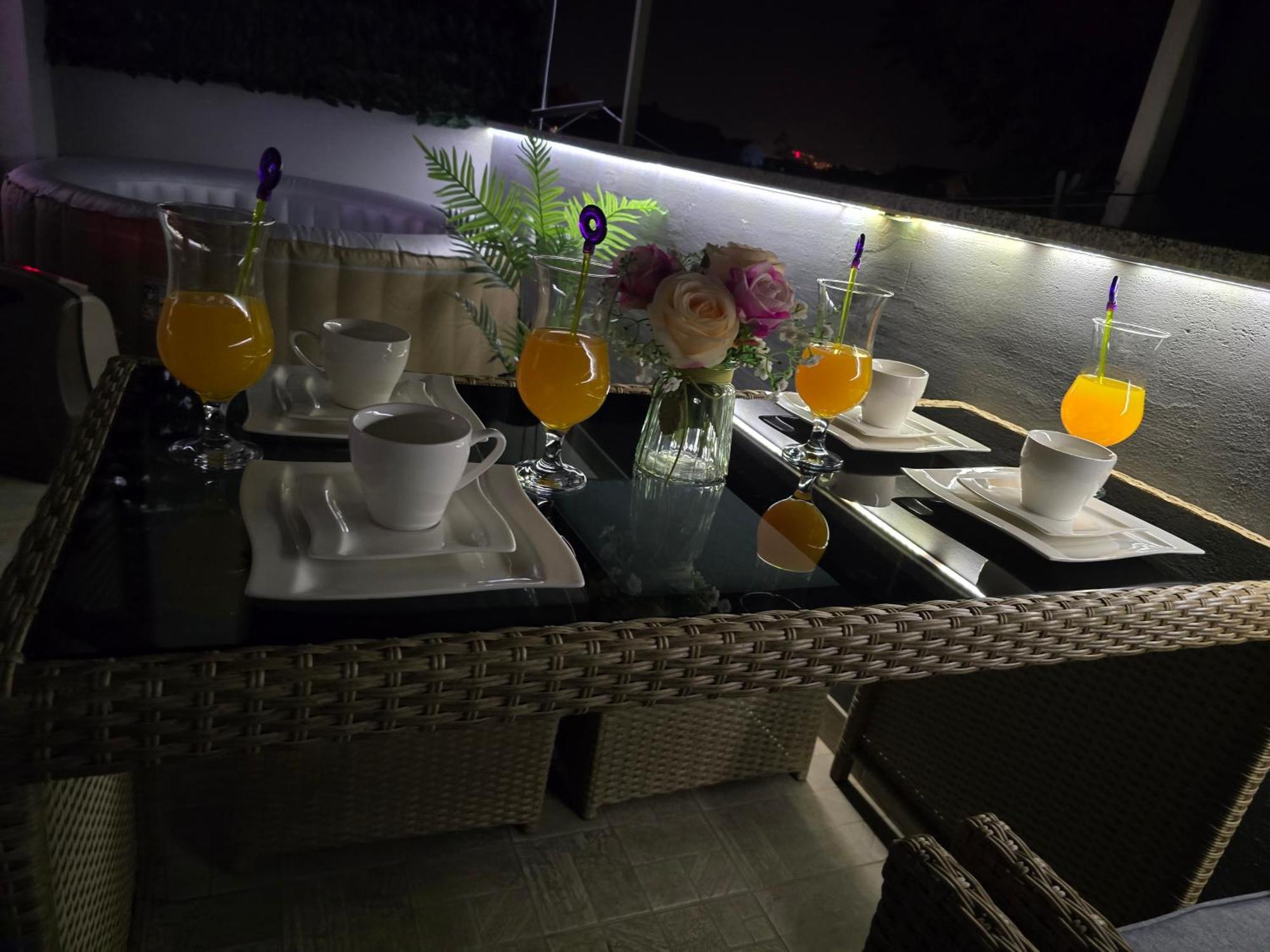 Apartment Blanca With Jacuzzi,Terase And Private Parking Kastela Exterior photo