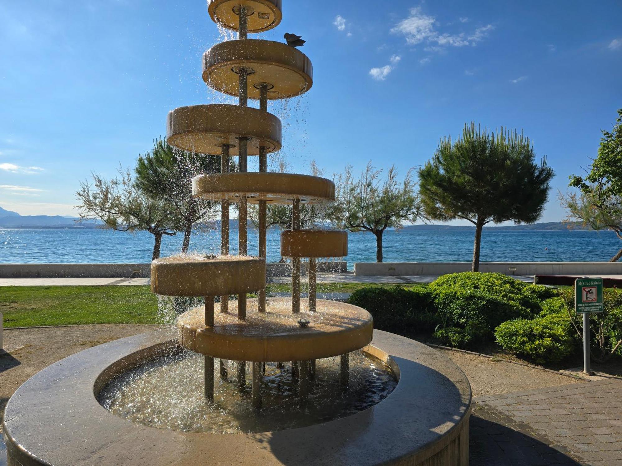 Apartment Blanca With Jacuzzi,Terase And Private Parking Kastela Exterior photo
